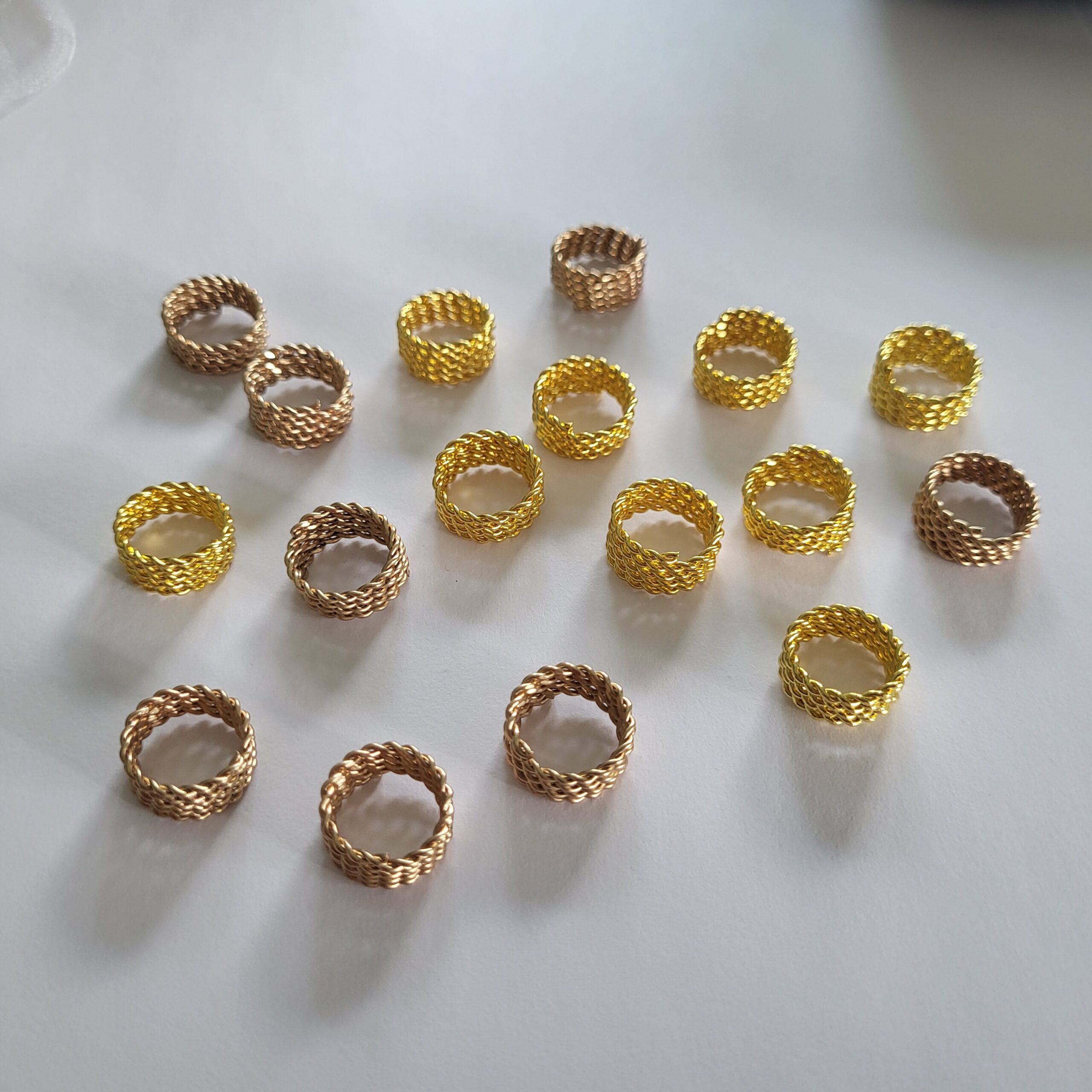 Bijoux Bague Or Pour Tresses Africaines 20pcs Centre De Beaut KPRO bijoux-bague-or-pour-tresses-africaines-20pcs-centre-de-beaut-kpro